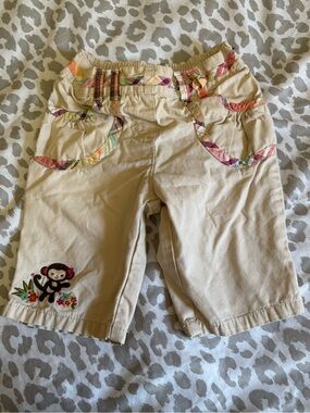 Gymboree Cream Shorts with Multicolor Plaid Trim and Monkey Appliqué